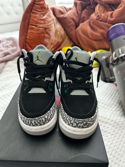 Pine green Jordan 3 size 5
