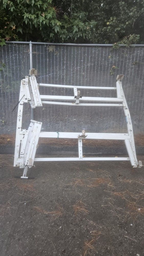 Ladder Rack Off Of A Ford E250