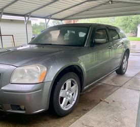 2005 Dodge Magnum