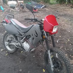 250cc Dirt Bike 