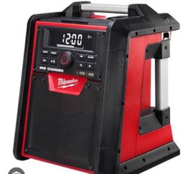 Jobsite radio