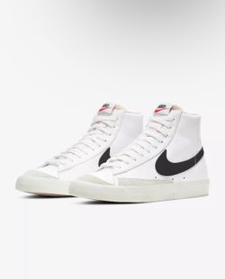 Nike Blazzer Mid 77’ Vintage