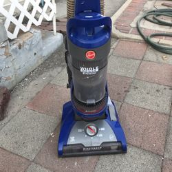 Hoover Windtunnel Bagless Vacuum Cleaner 