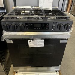 30in Samsung Bespoke Slide In Gas Range / New 