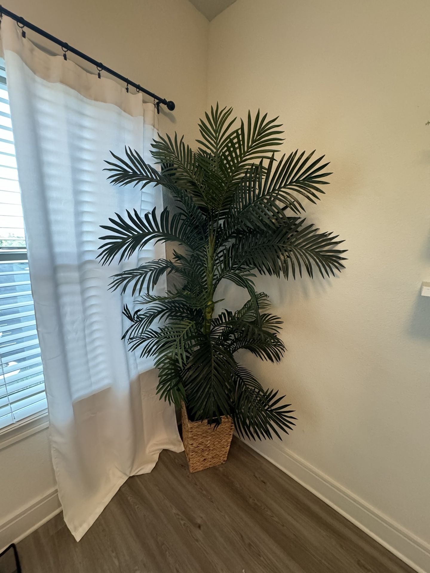 Artificial Palm Tree