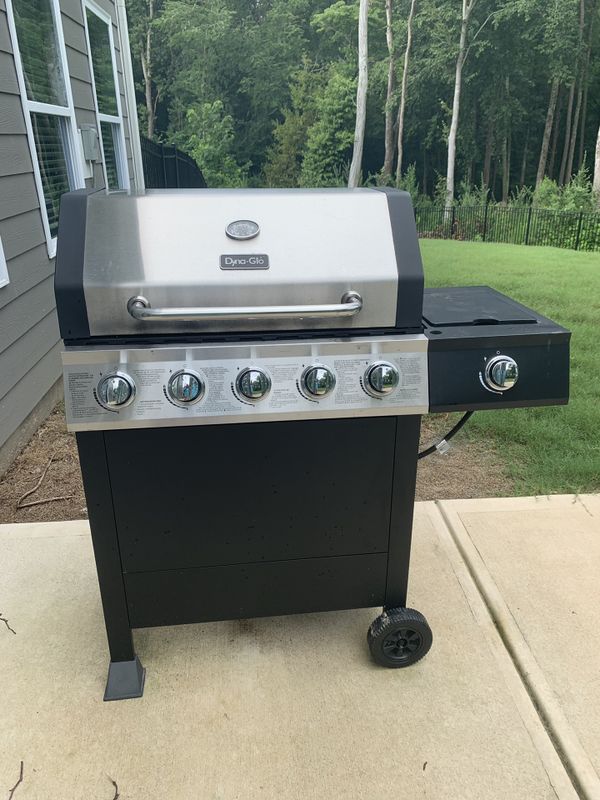 Grill w/propane tank for Sale in Charlotte, NC OfferUp
