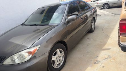 For parts 2004 Toyota Camry v6 auto salvaged title