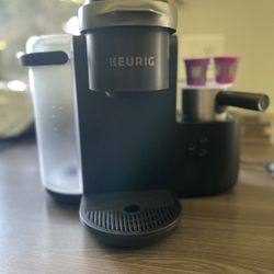 Keurig Coffee Machine 