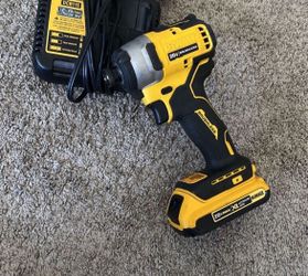 Dewalt 20v 1/4 Impact Driver Drill 20v Set