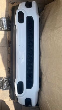 Complete Bumper assembly 2023 Ram