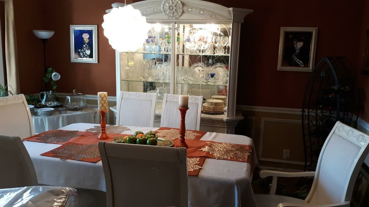 ITALIAN DINING ROOM SET + GLASSWARE