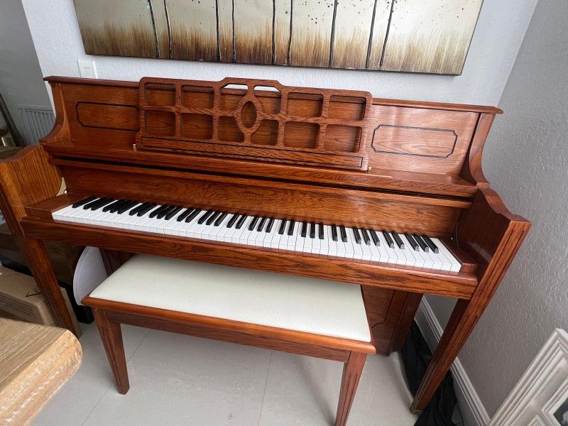 Piano!!!!!! Samick!!!!