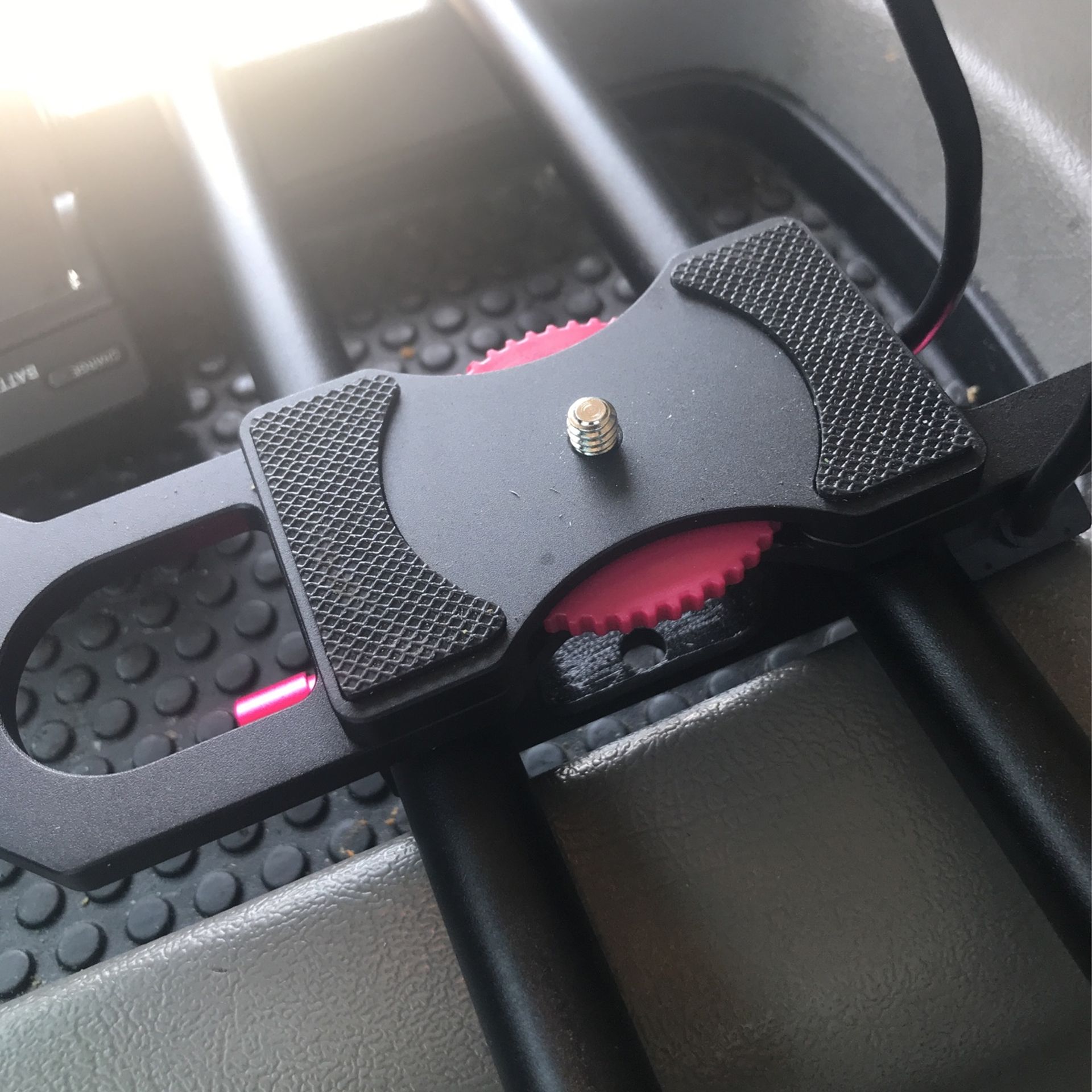 Camera Stylizer Grip/ 7inc 4K LCD viewer