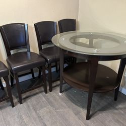 Round Dining Table Set