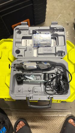 Dremel Tool 4000 Full Kit- Great Condition