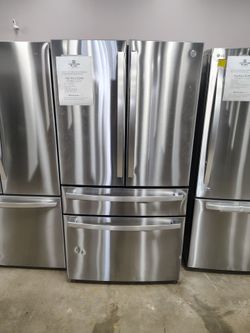 GE French door refrigerator (28.7 cu ft)