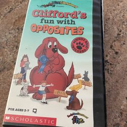 Clifford’s Fun With Opposites VHS Tape 