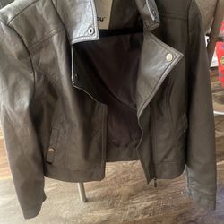 Gently Used Leather Jacket Women’s 