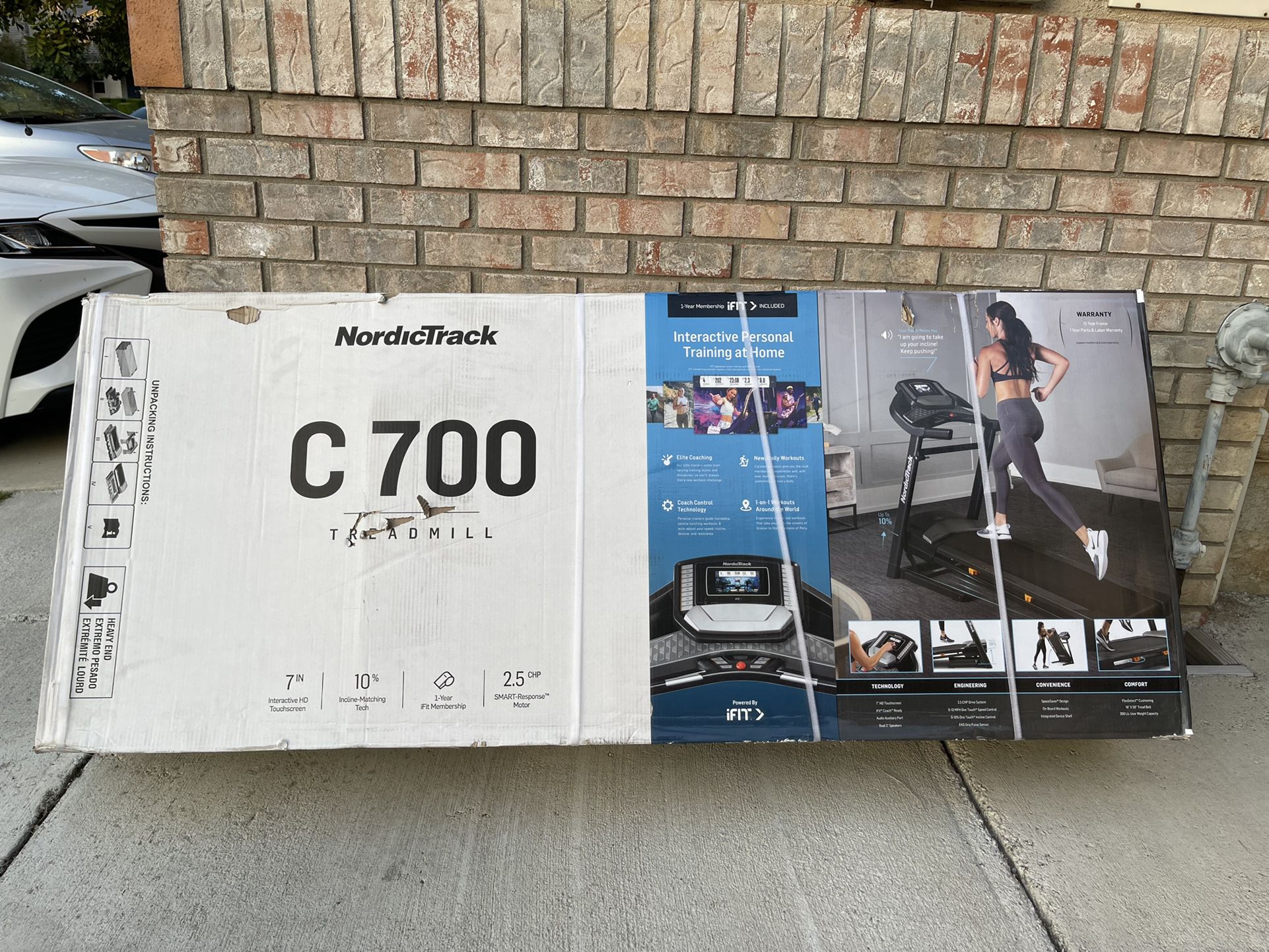 NordicTrack C 700 C700 Treadmill Brand New Gym