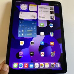 256GB IPad Air 5th Generation (M1 chip/ Latest Model) Wifi + Cellular (5G Unlocked) with Accessories (Apple Pencil supported)