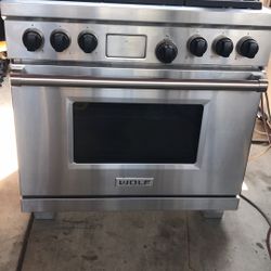 WOLF PROFESSIONAL Stove 36” DUAL 