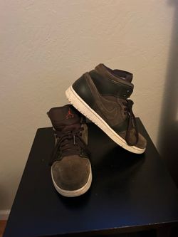 Jordan’s , men’s shoe , size 8