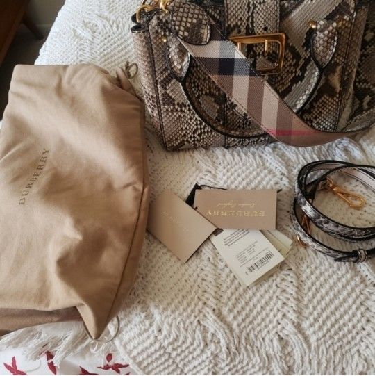 Burberry PYTHON CLASSIC TOTE 