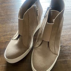 MIA Wedged Sneakers Size 8.5