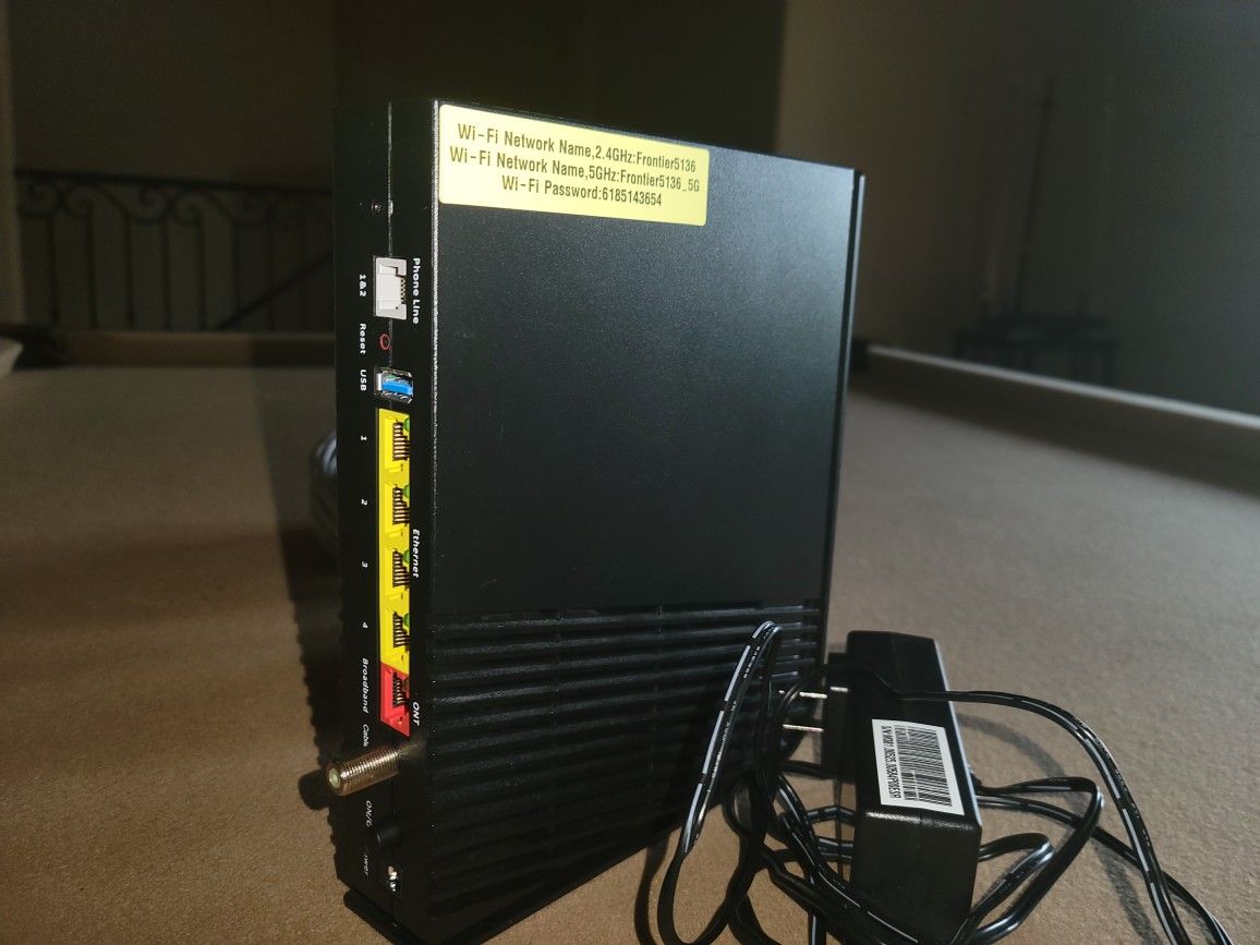 Arris NVG468MQ Router + Google Mesh AC1304 3pack for Sale in Keller