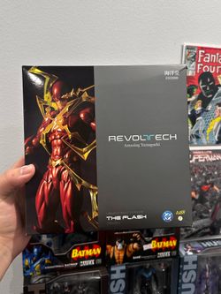 Revoltech Flash