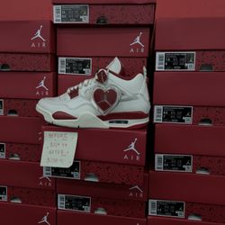 Women AIR JORDAN 4 RETRO