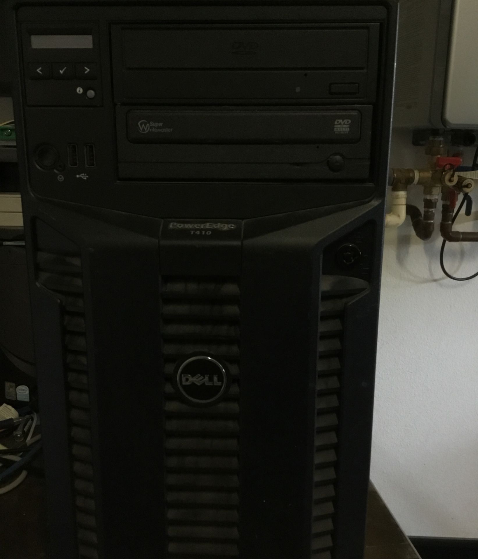 Dell computer/server