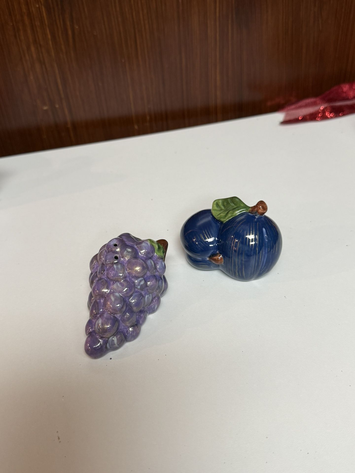 Vintage Purple Grape and Blue Plum Salt and Pepper Shakers