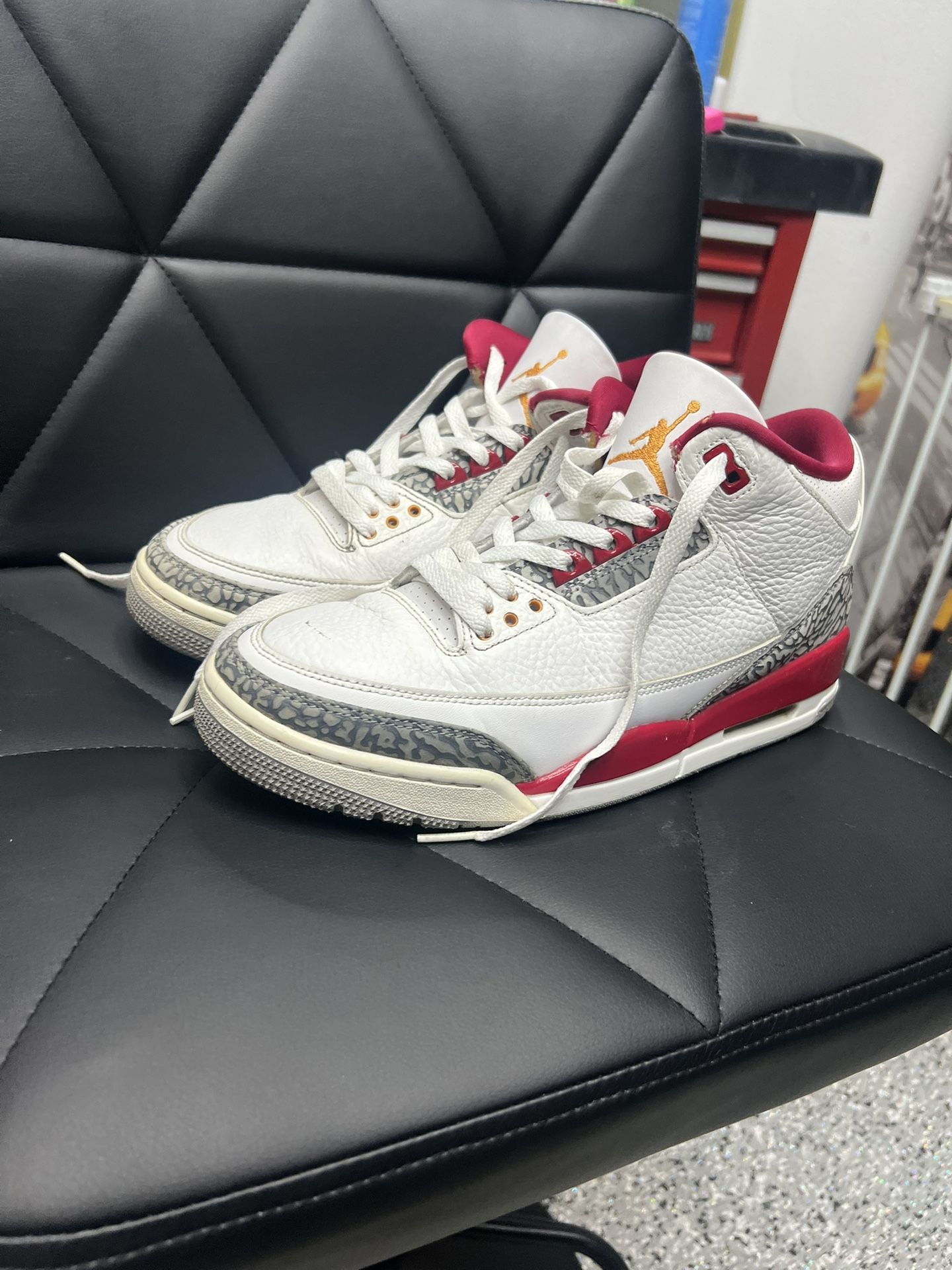 Jordan 3 Retro Cardinal Red