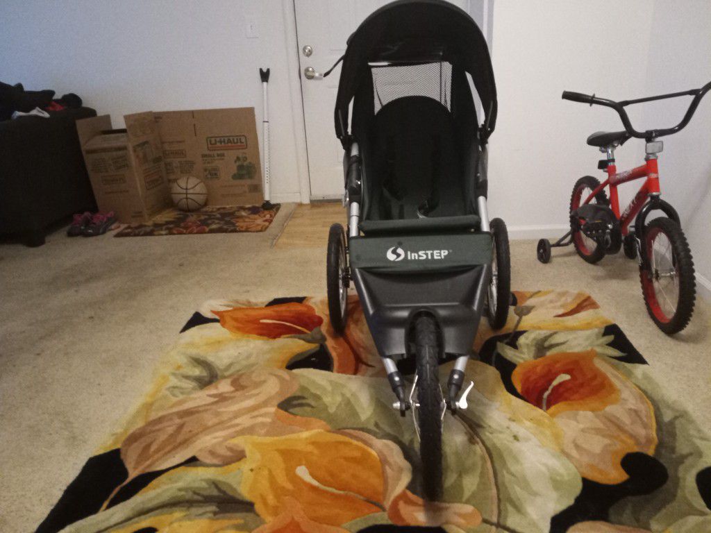 Instep 5k baby stroller