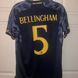 23/24 Jude Bellingham Real Madrid jersey, Size M