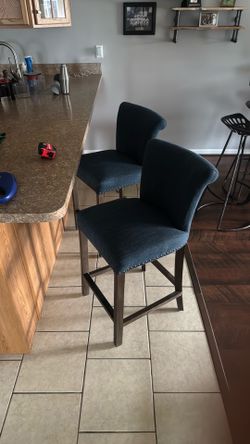 Counter Height Chairs