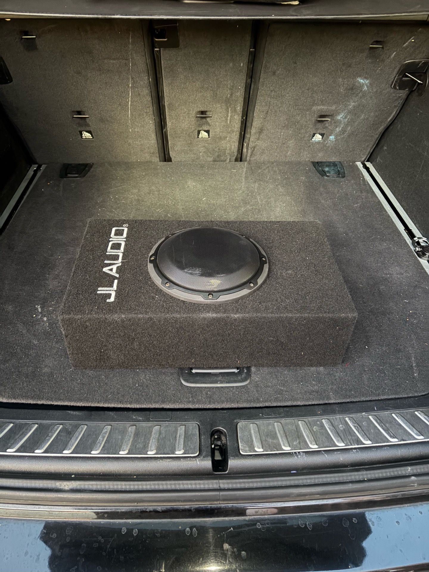 JL audio Subwoofer 8”