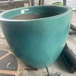 Large Clay Pot **new**