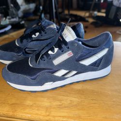 Reebok 39749 CL Nylon Team Navy/Platinum Casual Walking Comfort Sneaker Size 6