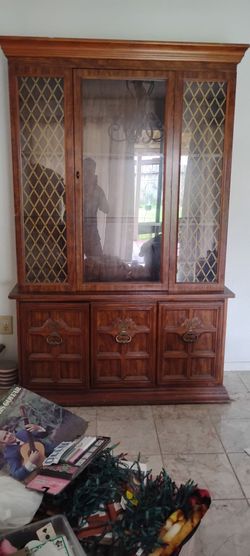2 piece china cabinet