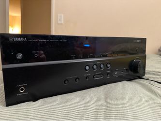 Yamaha AV Receiver RX-V483
