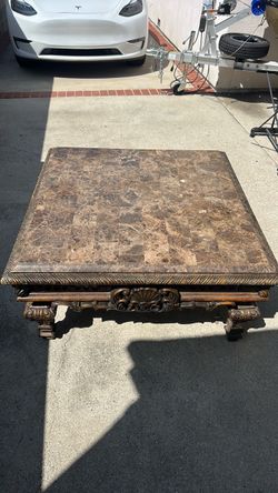 Marble wood table