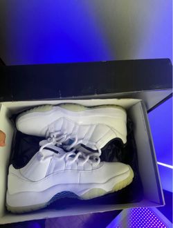 Jordan 11s “Legend Blue” Size 9M
