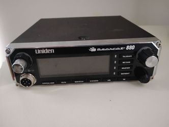 Uniden bearcat 880 ch radio