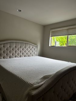 King Size Tufted Upholstered Bed Frame + Mattress