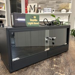 $50 Lizard Terrarium And Light 