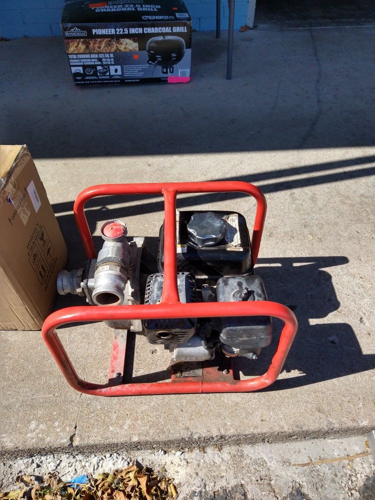 MQ Multi-quip gas powered trash pump 2" powered by a Honda 120cc