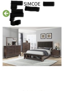 New King Size 5 Piece Bedroom Set . Plz Read Ad