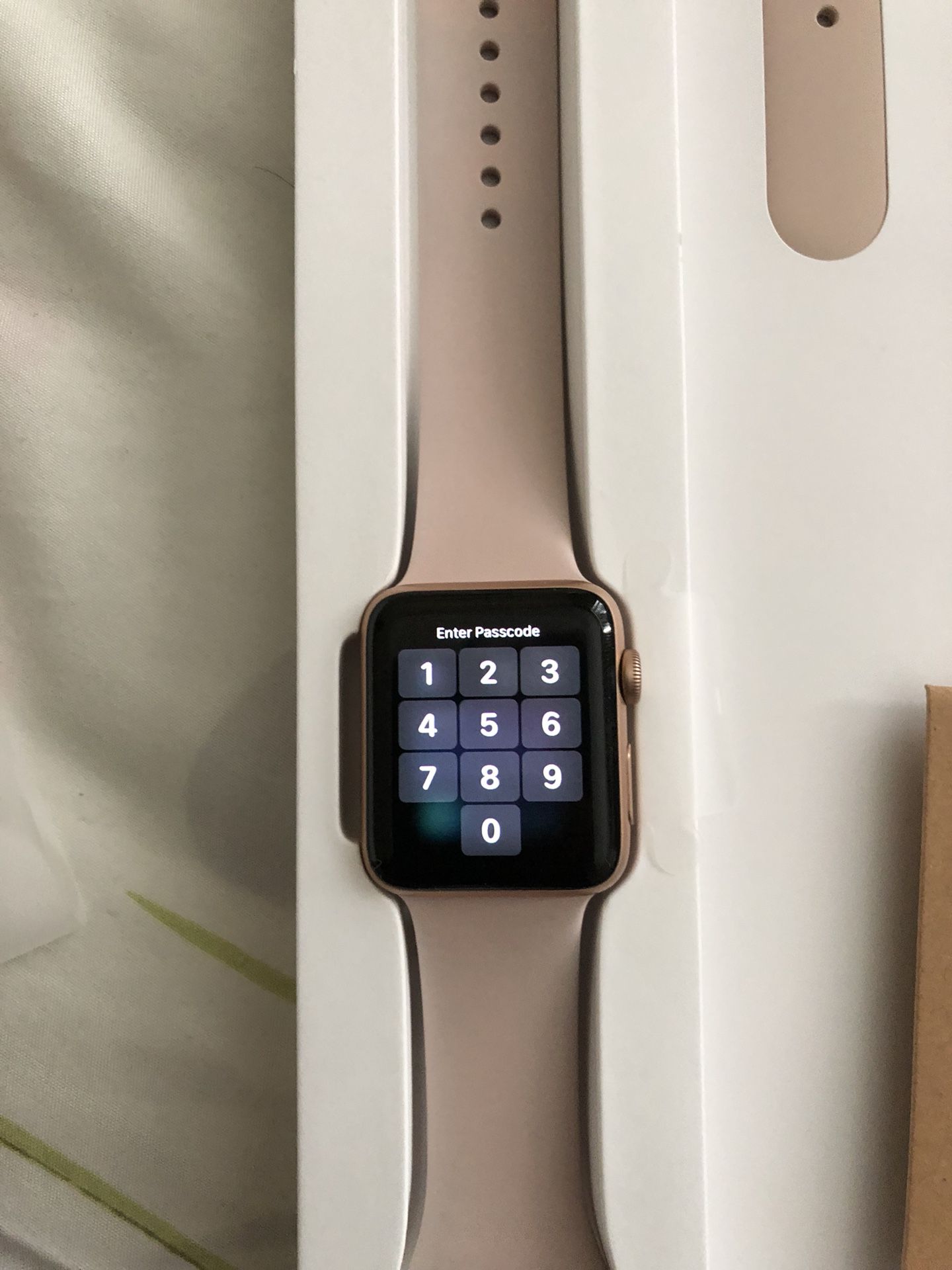 Apple - Apple Watch Series 3 (GPS), 42mm Gold Aluminum Case